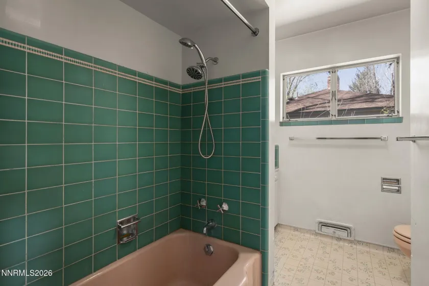 1850 California, Reno, Nevada 89509, 4 Bedrooms Bedrooms, ,2 BathroomsBathrooms,Residential,Residential,California,260003225