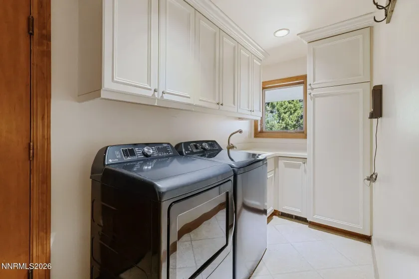 360 Sylvan, Verdi, Nevada 89439, 3 Bedrooms Bedrooms, ,3 BathroomsBathrooms,Residential,Residential,Sylvan,260003229