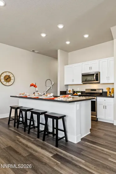 182 Silver Peak, Carson City, Nevada 89701, 3 Bedrooms Bedrooms, ,3 BathroomsBathrooms,Residential,Residential,Silver Peak,260003232