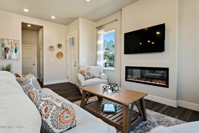 182 Silver Peak, Carson City, Nevada 89701, 3 Bedrooms Bedrooms, ,3 BathroomsBathrooms,Residential,Residential,Silver Peak,260003232