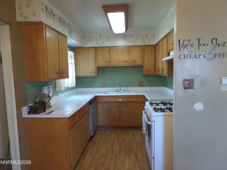 710 L, Sparks, Nevada 89431, 3 Bedrooms Bedrooms, ,1 BathroomBathrooms,Residential,Residential,L,260003235