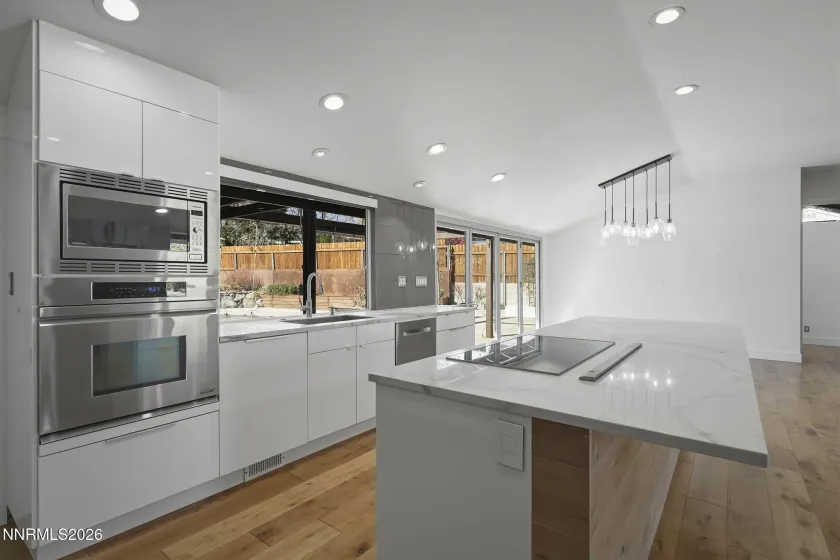 1400 Belford, Reno, Nevada 89509, 3 Bedrooms Bedrooms, ,3 BathroomsBathrooms,Residential,Residential,Belford,250055825