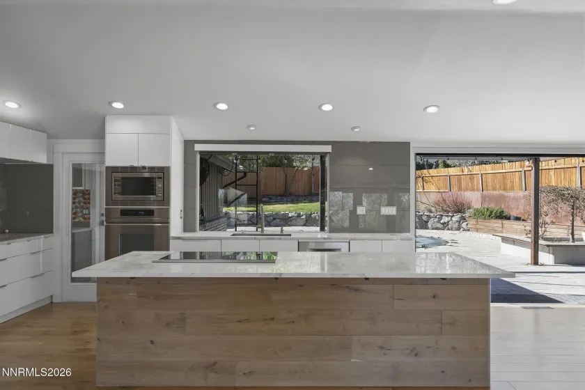 1400 Belford, Reno, Nevada 89509, 3 Bedrooms Bedrooms, ,3 BathroomsBathrooms,Residential,Residential,Belford,250055825