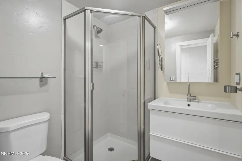 1400 Belford, Reno, Nevada 89509, 3 Bedrooms Bedrooms, ,3 BathroomsBathrooms,Residential,Residential,Belford,250055825