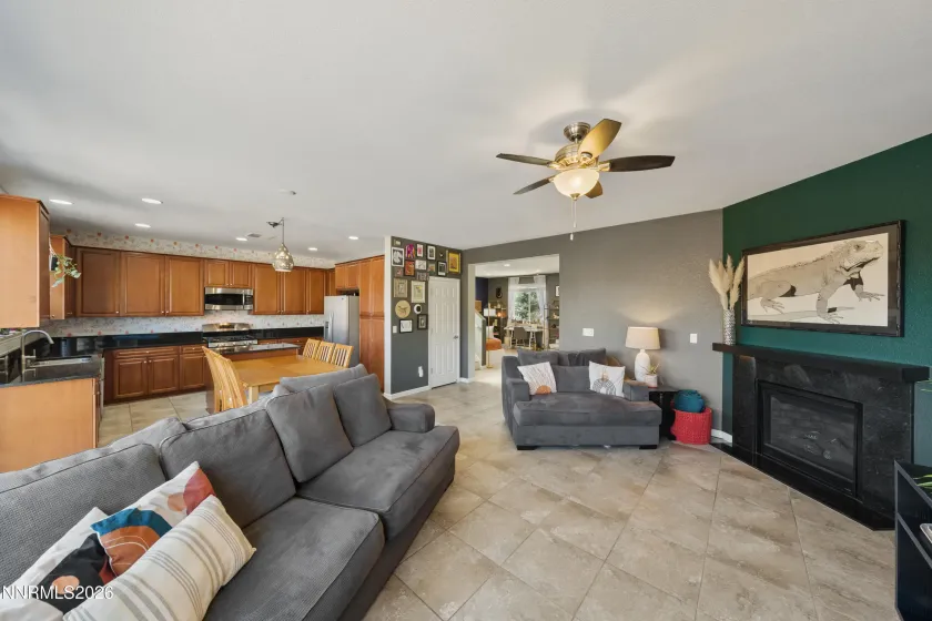 2784 Peavine Creek, Reno, Nevada 89523, 3 Bedrooms Bedrooms, ,3 BathroomsBathrooms,Residential,Residential,Peavine Creek,260003240