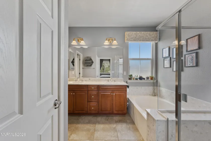 2784 Peavine Creek, Reno, Nevada 89523, 3 Bedrooms Bedrooms, ,3 BathroomsBathrooms,Residential,Residential,Peavine Creek,260003240