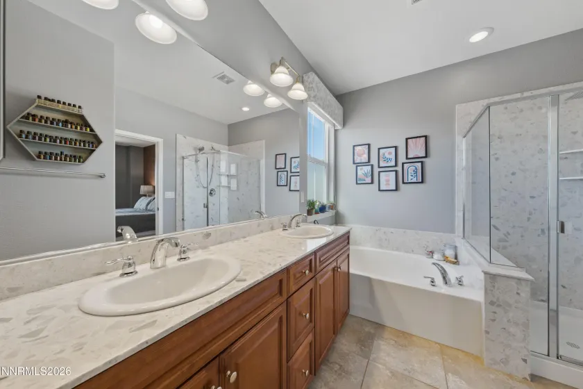 2784 Peavine Creek, Reno, Nevada 89523, 3 Bedrooms Bedrooms, ,3 BathroomsBathrooms,Residential,Residential,Peavine Creek,260003240