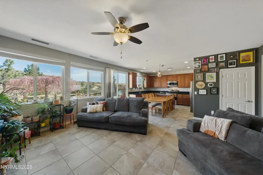 2784 Peavine Creek, Reno, Nevada 89523, 3 Bedrooms Bedrooms, ,3 BathroomsBathrooms,Residential,Residential,Peavine Creek,260003240