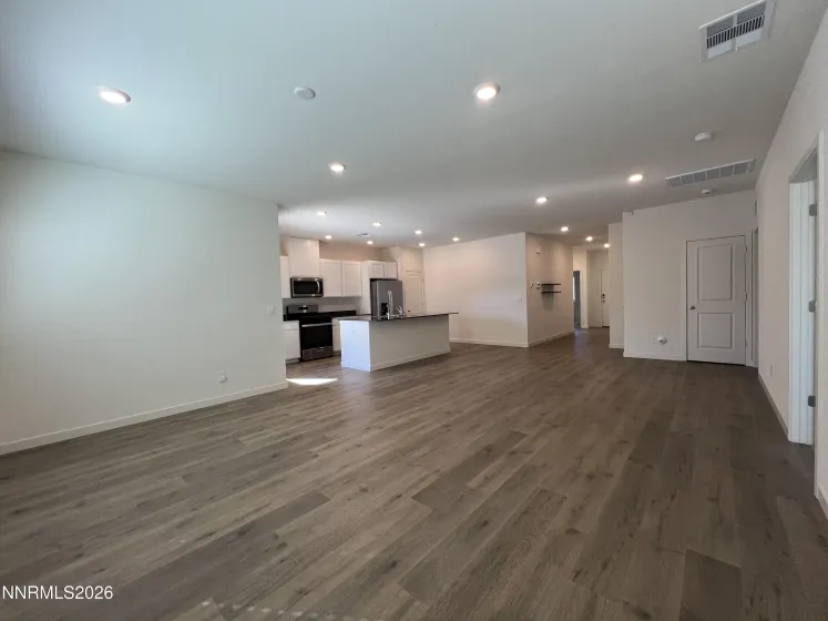 4579 Mifflin, Fernley, Nevada 89408, 3 Bedrooms Bedrooms, ,2 BathroomsBathrooms,Residential,Residential,Mifflin,260003241