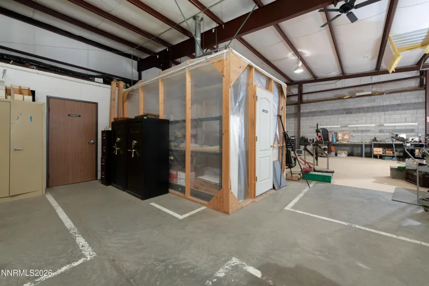 2562 Silver State, Minden, Nevada 89423, ,Commercial Sale,Residential,Silver State,260003247