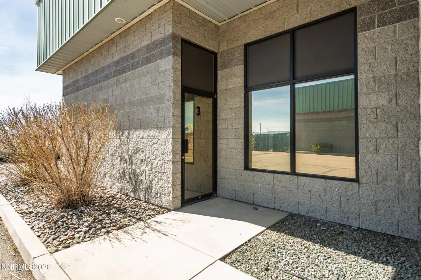 2562 Silver State, Minden, Nevada 89423, ,Commercial Sale,Residential,Silver State,260003247