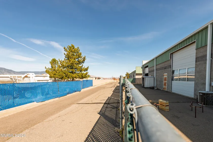 2562 Silver State, Minden, Nevada 89423, ,Commercial Sale,Residential,Silver State,260003247