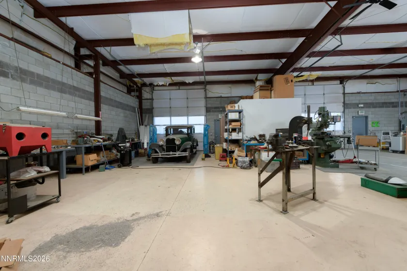 2562 Silver State, Minden, Nevada 89423, ,Commercial Sale,Residential,Silver State,260003247