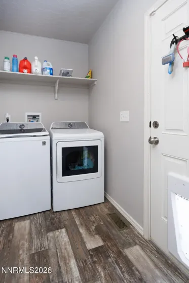 5872 Austin, Fallon, Nevada 89406, 3 Bedrooms Bedrooms, ,2 BathroomsBathrooms,Residential,Residential,Austin,260003255