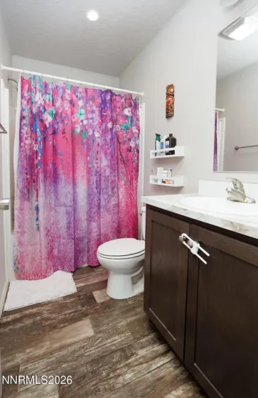 5872 Austin, Fallon, Nevada 89406, 3 Bedrooms Bedrooms, ,2 BathroomsBathrooms,Residential,Residential,Austin,260003255