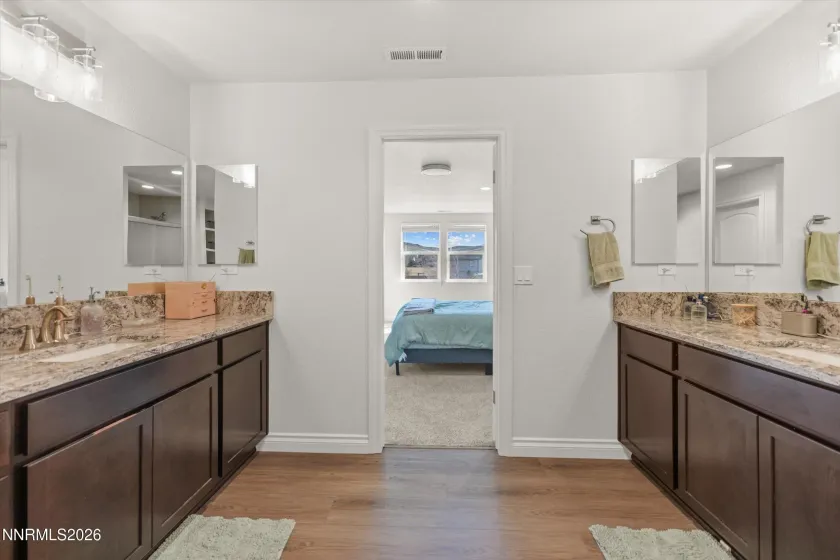 18661 Village Center, Reno, Nevada 89508, 2 Bedrooms Bedrooms, ,3 BathroomsBathrooms,Residential,Residential,Village Center,260003256