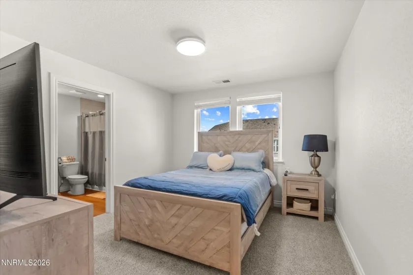 18661 Village Center, Reno, Nevada 89508, 2 Bedrooms Bedrooms, ,3 BathroomsBathrooms,Residential,Residential,Village Center,260003256