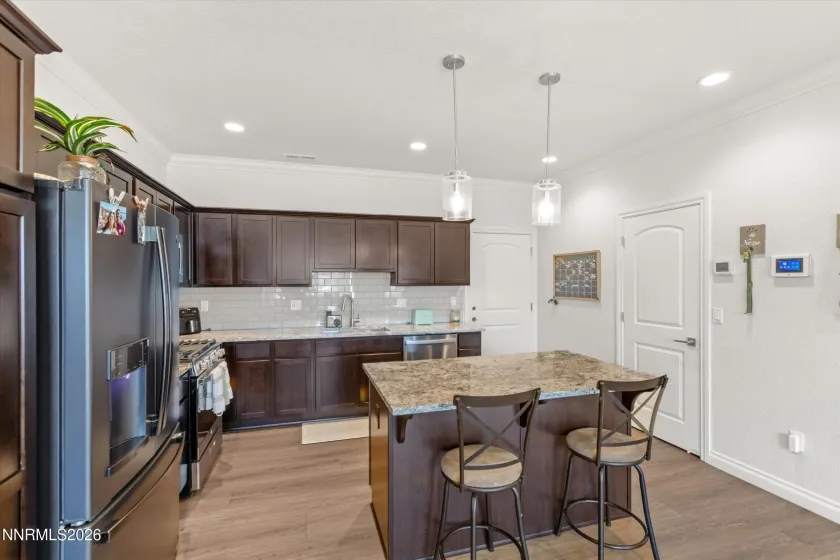 18661 Village Center, Reno, Nevada 89508, 2 Bedrooms Bedrooms, ,3 BathroomsBathrooms,Residential,Residential,Village Center,260003256