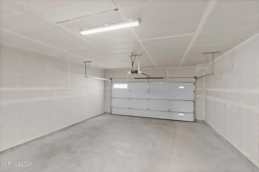 18661 Village Center, Reno, Nevada 89508, 2 Bedrooms Bedrooms, ,3 BathroomsBathrooms,Residential,Residential,Village Center,260003256