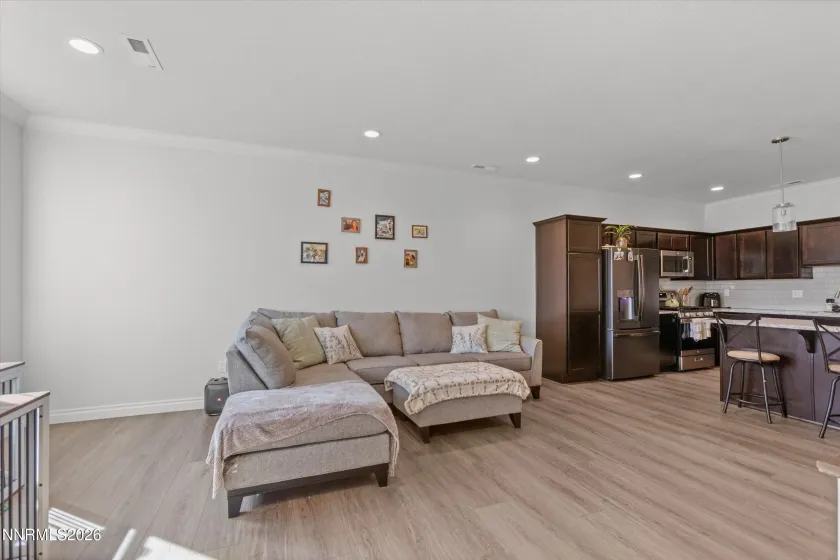 18661 Village Center, Reno, Nevada 89508, 2 Bedrooms Bedrooms, ,3 BathroomsBathrooms,Residential,Residential,Village Center,260003256