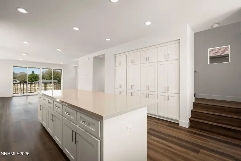 1248 Grove, Carson City, Nevada 89701, 4 Bedrooms Bedrooms, ,4 BathroomsBathrooms,Residential,Residential,Grove,250057660