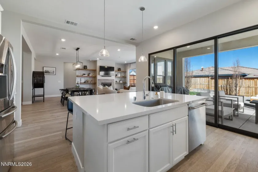 911 Solarium, Reno, Nevada 89511, 3 Bedrooms Bedrooms, ,4 BathroomsBathrooms,Residential,Residential,Solarium,260003257