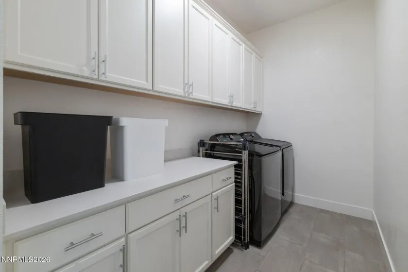 911 Solarium, Reno, Nevada 89511, 3 Bedrooms Bedrooms, ,4 BathroomsBathrooms,Residential,Residential,Solarium,260003257