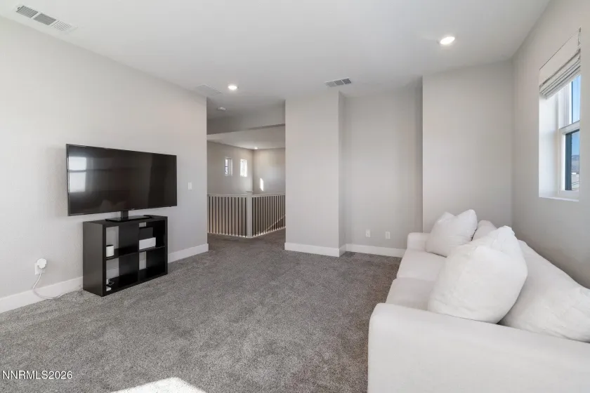 911 Solarium, Reno, Nevada 89511, 3 Bedrooms Bedrooms, ,4 BathroomsBathrooms,Residential,Residential,Solarium,260003257