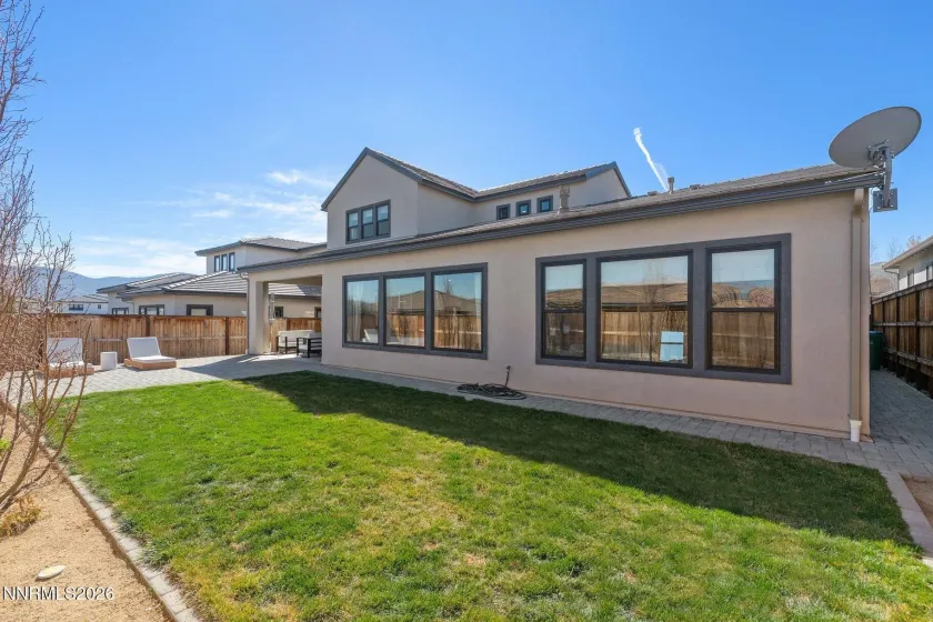 911 Solarium, Reno, Nevada 89511, 3 Bedrooms Bedrooms, ,4 BathroomsBathrooms,Residential,Residential,Solarium,260003257