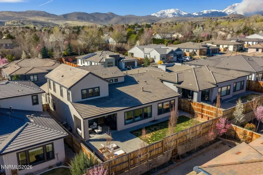 911 Solarium, Reno, Nevada 89511, 3 Bedrooms Bedrooms, ,4 BathroomsBathrooms,Residential,Residential,Solarium,260003257