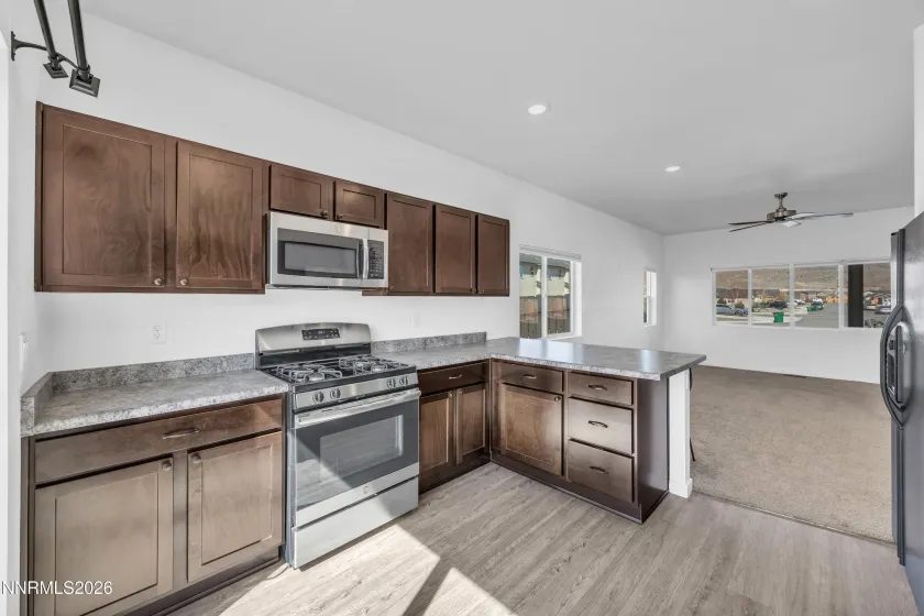 233 Misty, Dayton, Nevada 89403, 3 Bedrooms Bedrooms, ,3 BathroomsBathrooms,Residential,Residential,Misty,260003259