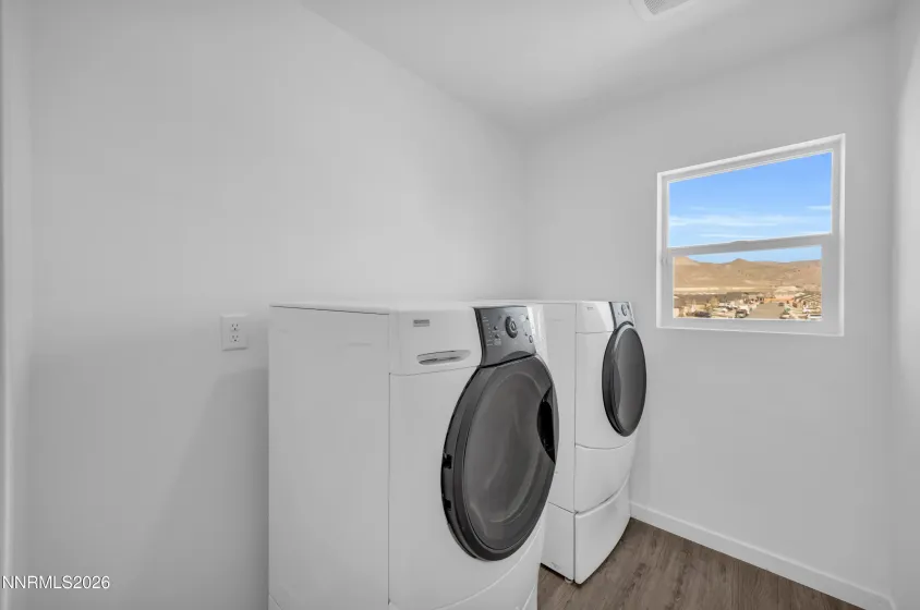 233 Misty, Dayton, Nevada 89403, 3 Bedrooms Bedrooms, ,3 BathroomsBathrooms,Residential,Residential,Misty,260003259