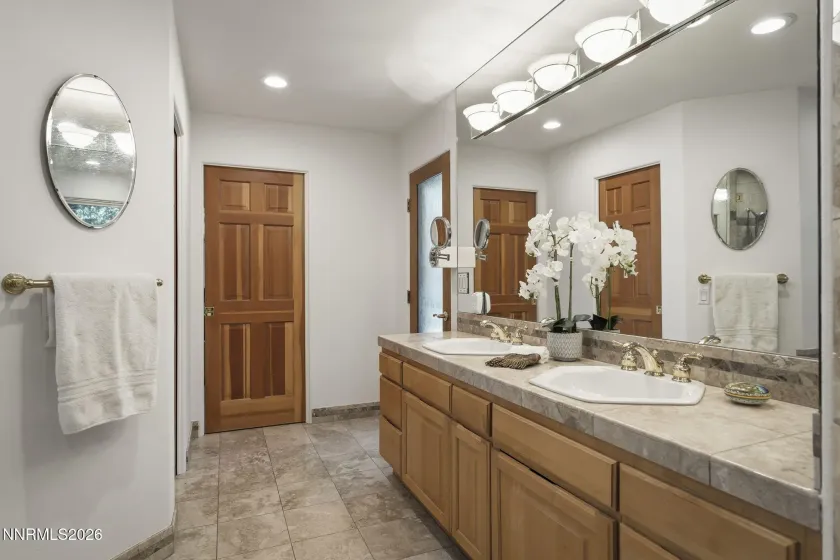 567 Dyer, Incline Village, Nevada 89451, 3 Bedrooms Bedrooms, ,4 BathroomsBathrooms,Residential,Residential,Dyer,260003266