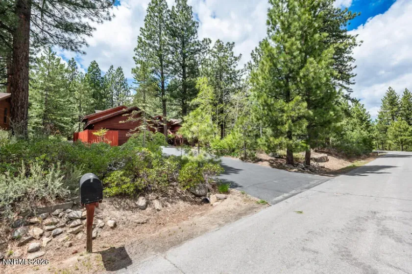 350 Black Pine, Reno, Nevada 89511, 3 Bedrooms Bedrooms, ,3 BathroomsBathrooms,Residential,Residential,Black Pine,260003268