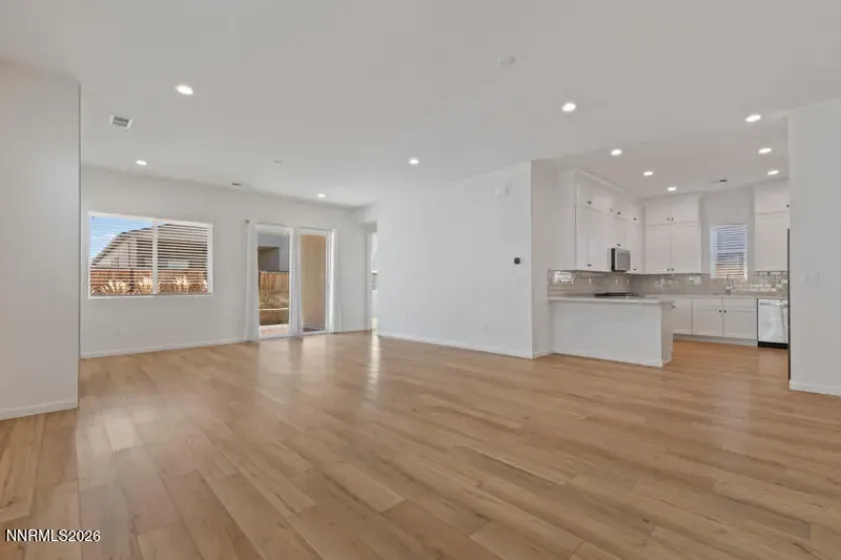 2345 Jagged Peak, Sparks, Nevada 89436, 2 Bedrooms Bedrooms, ,2 BathroomsBathrooms,Residential,Residential,Jagged Peak,260003267