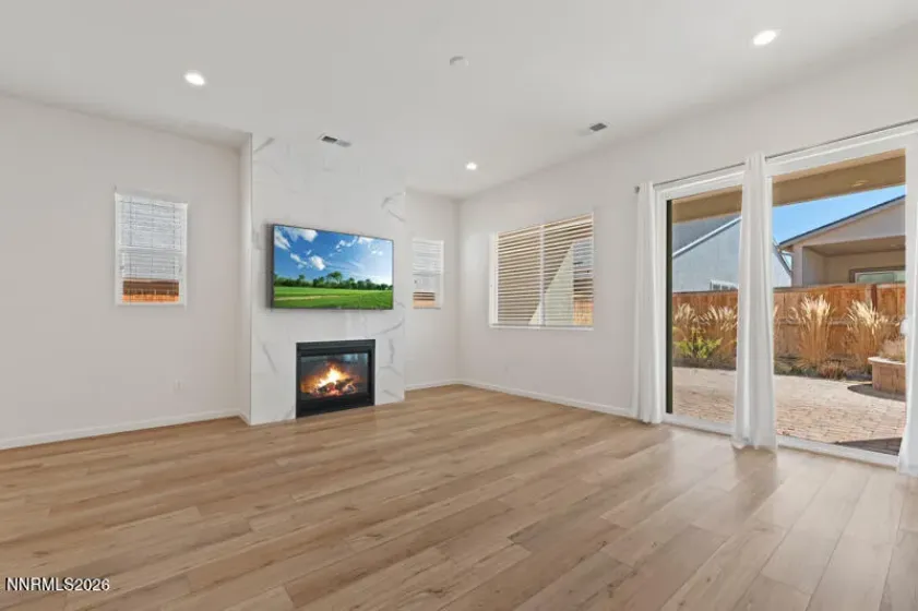 2345 Jagged Peak, Sparks, Nevada 89436, 2 Bedrooms Bedrooms, ,2 BathroomsBathrooms,Residential,Residential,Jagged Peak,260003267