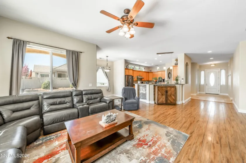 111 Denio, Dayton, Nevada 89403, 3 Bedrooms Bedrooms, ,2 BathroomsBathrooms,Residential,Residential,Denio,260003270