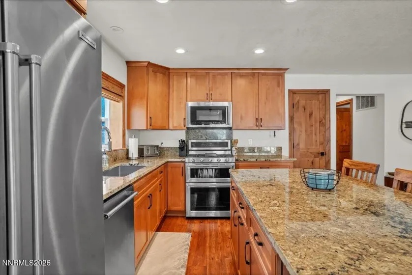 718 Kingsbury Grade, Stateline, Nevada 89449, 2 Bedrooms Bedrooms, ,2 BathroomsBathrooms,Residential,Residential,Kingsbury Grade,260003273