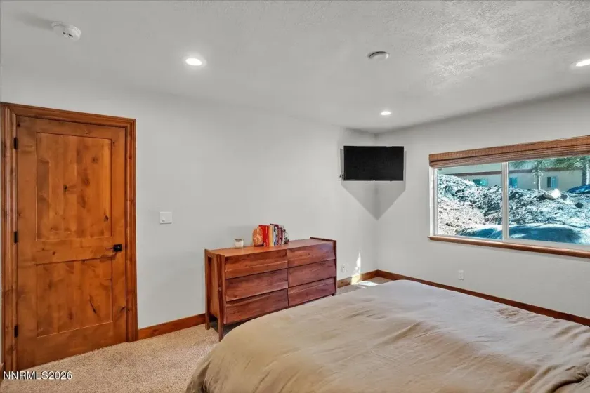 718 Kingsbury Grade, Stateline, Nevada 89449, 2 Bedrooms Bedrooms, ,2 BathroomsBathrooms,Residential,Residential,Kingsbury Grade,260003273