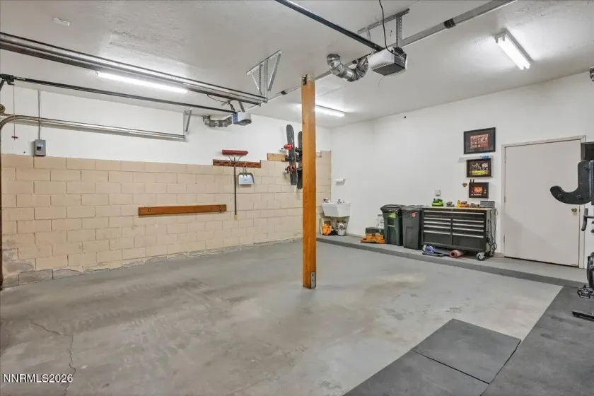 718 Kingsbury Grade, Stateline, Nevada 89449, 2 Bedrooms Bedrooms, ,2 BathroomsBathrooms,Residential,Residential,Kingsbury Grade,260003273