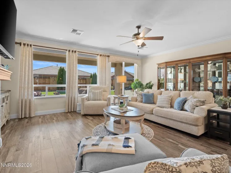 742 Ten Penny, Spanish Springs, Nevada 89441, 4 Bedrooms Bedrooms, ,3 BathroomsBathrooms,Residential,Residential,Ten Penny,260003276