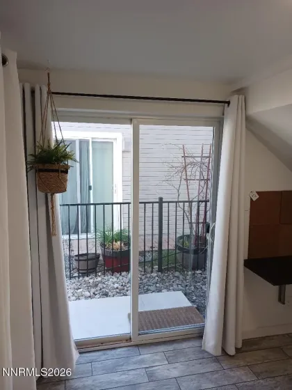 831 Ryland, Reno, Nevada 89502, 2 Bedrooms Bedrooms, ,1 BathroomBathrooms,Residential,Residential,Ryland,260003277
