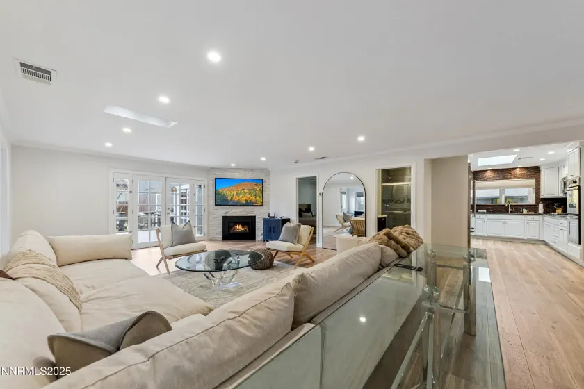 192 Pine Ridge, Stateline, Nevada 89449, 6 Bedrooms Bedrooms, ,4 BathroomsBathrooms,Residential,Residential,Pine Ridge,250058262