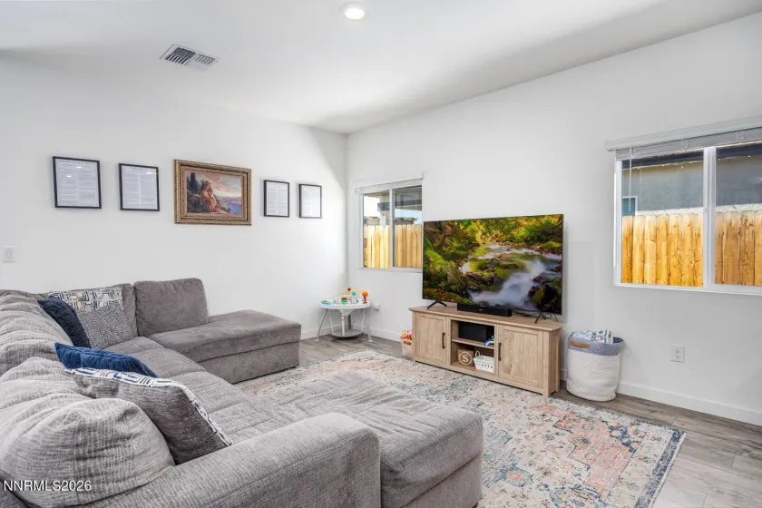 1135 Tamarack, Fallon, Nevada 89406, 3 Bedrooms Bedrooms, ,2 BathroomsBathrooms,Residential,Residential,Tamarack,260003279