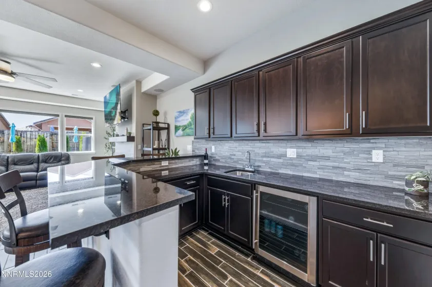 9831 Dyevera, Reno, Nevada 89521, 4 Bedrooms Bedrooms, ,4 BathroomsBathrooms,Residential,Residential,Dyevera,260003281