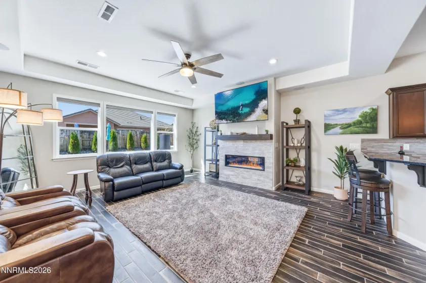 9831 Dyevera, Reno, Nevada 89521, 4 Bedrooms Bedrooms, ,4 BathroomsBathrooms,Residential,Residential,Dyevera,260003281