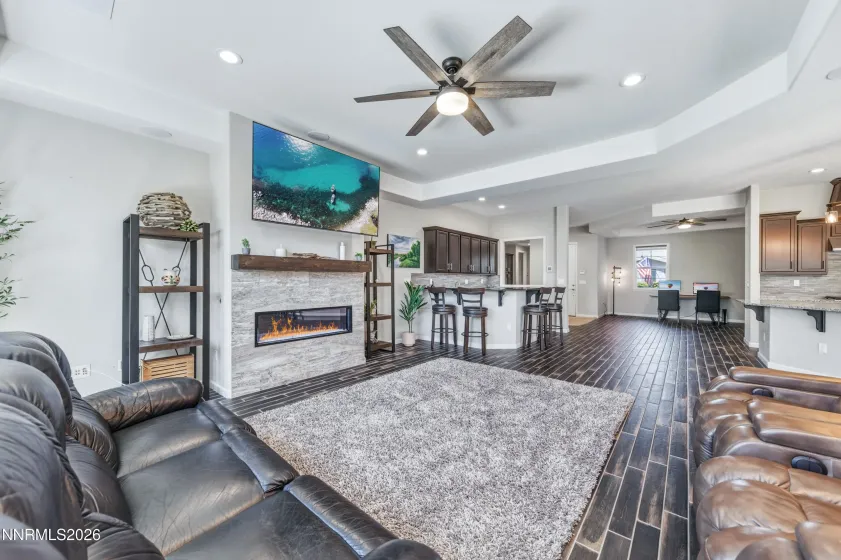 9831 Dyevera, Reno, Nevada 89521, 4 Bedrooms Bedrooms, ,4 BathroomsBathrooms,Residential,Residential,Dyevera,260003281