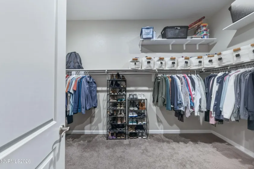 9831 Dyevera, Reno, Nevada 89521, 4 Bedrooms Bedrooms, ,4 BathroomsBathrooms,Residential,Residential,Dyevera,260003281