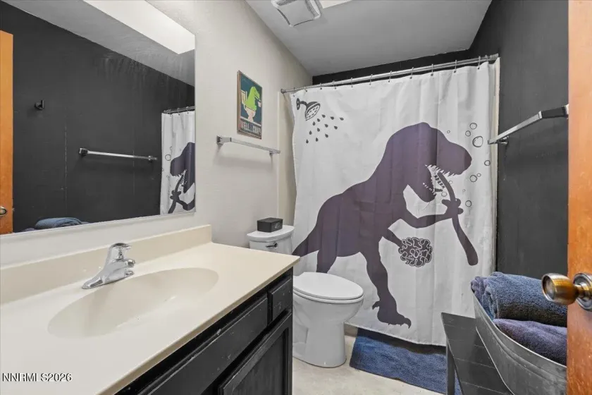 450 Omni, Sparks, Nevada 89441, 3 Bedrooms Bedrooms, ,2 BathroomsBathrooms,Residential,Residential,Omni,260003282