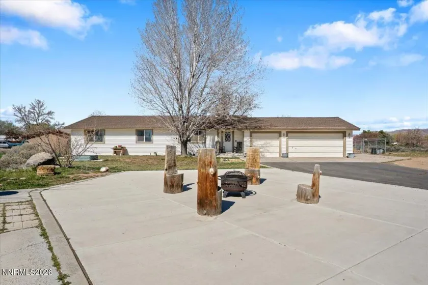 450 Omni, Sparks, Nevada 89441, 3 Bedrooms Bedrooms, ,2 BathroomsBathrooms,Residential,Residential,Omni,260003282